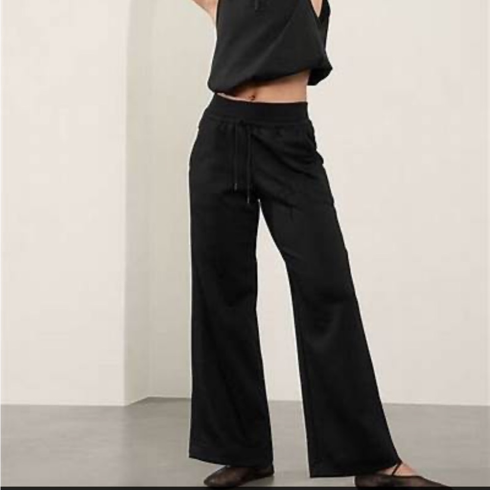 Athleta Allure Pant size Small